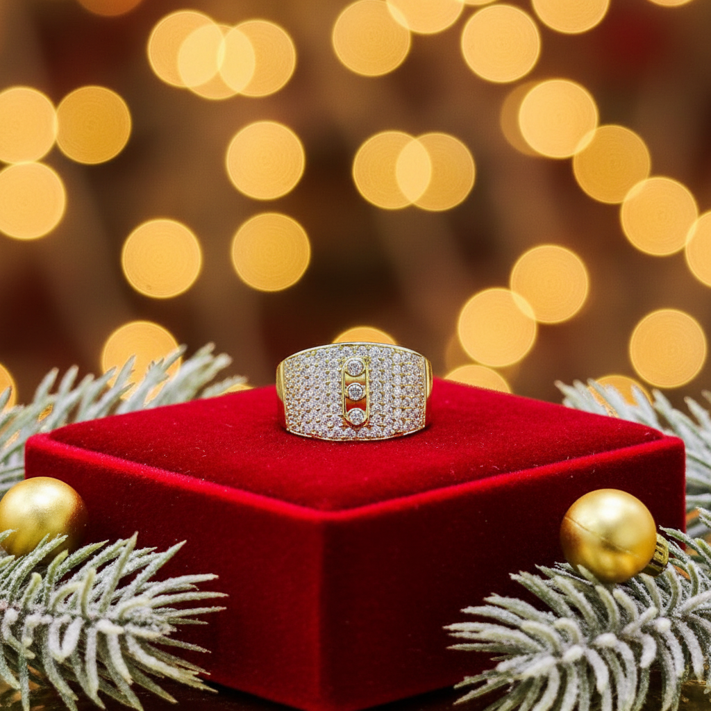 Celestial Crest™ Pavé Ring™