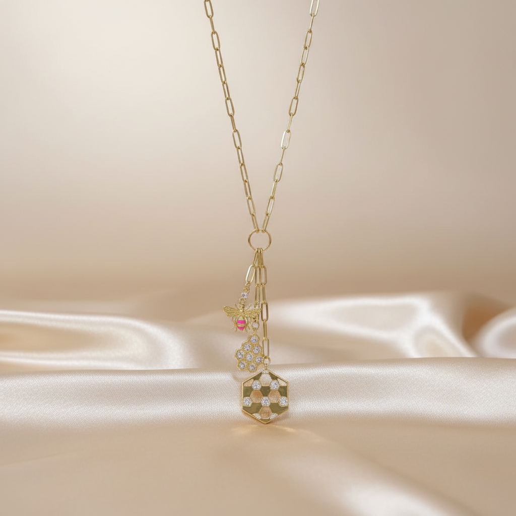 Scuttle Bee Aura Necklace™