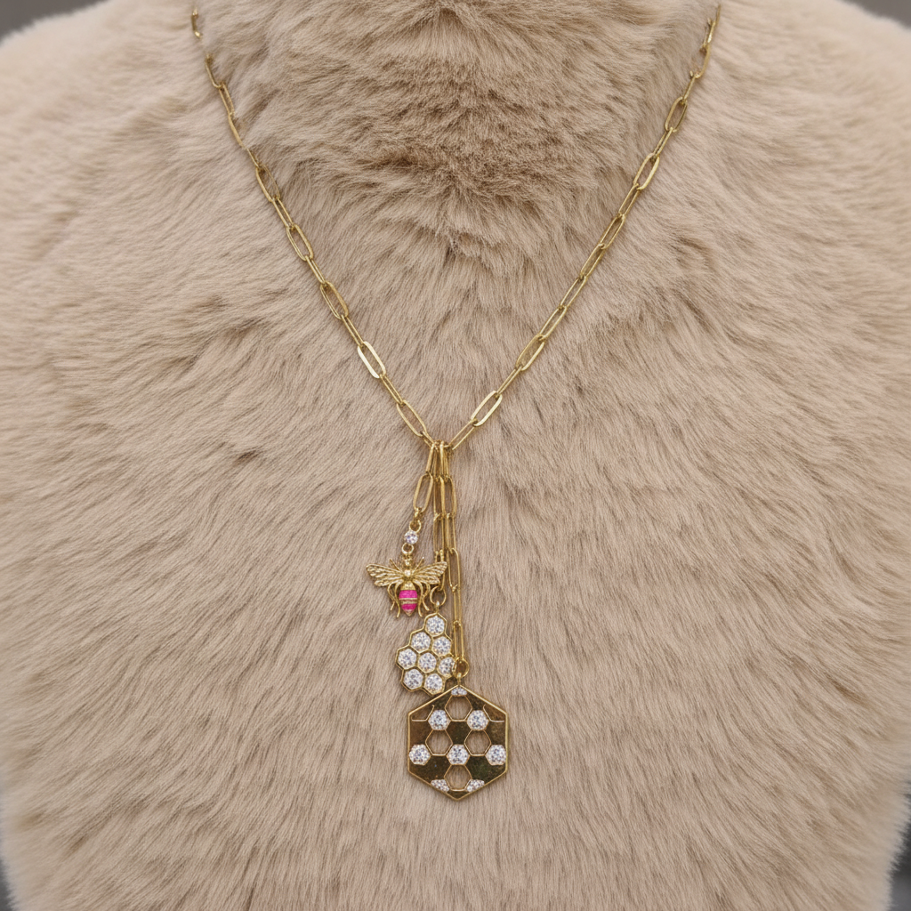 Scuttle Bee Aura Necklace™