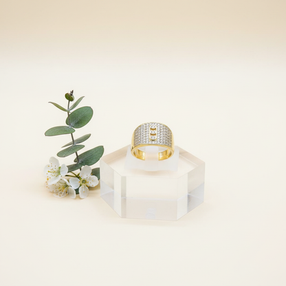 Celestial Crest™ Pavé Ring™