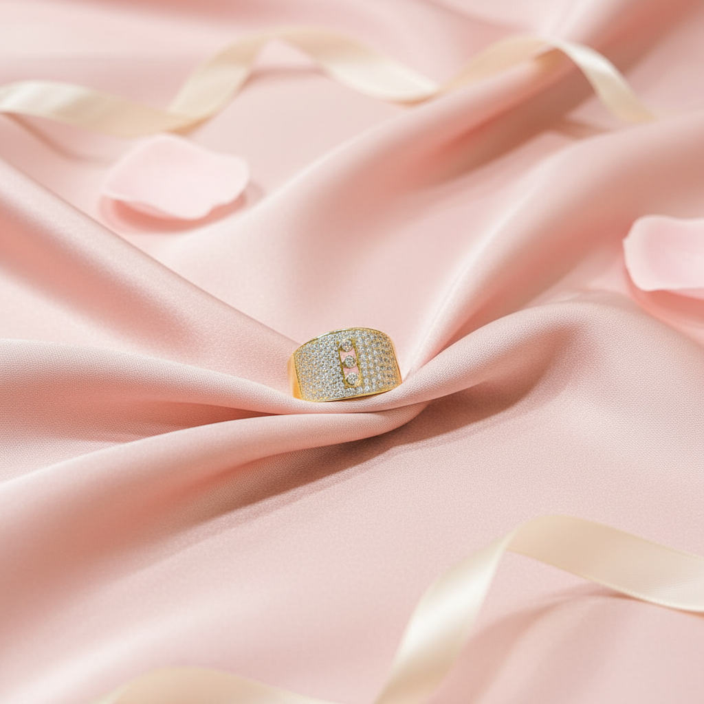 Celestial Crest™ Pavé Ring™